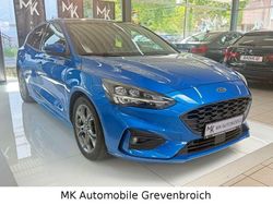 Blau Gebraucht 2020 Ford Focus ST-Line Limousine | 14.998 € (Fairer Preis)