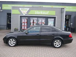Obsidianschwarz metalliclack Gebraucht 2011 Mercedes E220 Limousine | 7.190 € (Superpreis)