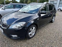 Schwarz Gebraucht 2012 Kia Ceed Sportswagon Edition 7 Kombi | 5.900 € (Etwas zu teuer)