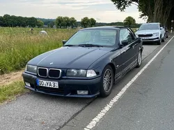 Blau Gebraucht 1998 BMW 318 Cabriolet M Sport Cabrio | 6.500 € (Etwas zu teuer)