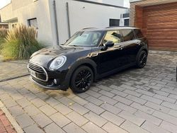 Schwarz Gebraucht 2019 Mini Cooper Clubman Essential Kombi | 16.400 € (Guter Preis)