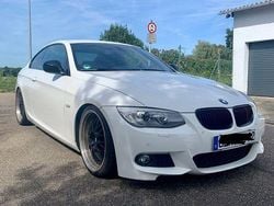 Weiß Gebraucht 2013 BMW 325 M Sport Coupé | 16.400 € (Etwas zu teuer)