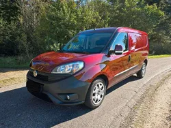 Rot Gebraucht 2017 Fiat Doblò Van / Kleinbus | 4.490 € (Guter Preis)