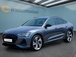 Grau Gebraucht 2022 Audi e-tron Sportback SUV | 43.899 €