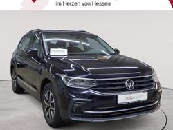 Deep black perleffekt Gebraucht 2021 VW Tiguan Life SUV | 21.490 € (Guter Preis)