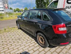 Schwarz Gebraucht 2015 Skoda Rapid Kleinwagen | 4.000 € (Superpreis)