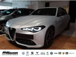 Grau Gebraucht 2024 Alfa Romeo Giulia Competizione Limousine | 39.485 € (Fairer Preis)