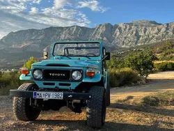 Blau Gebraucht 1982 Toyota FJ Cabrio | 28.000 €