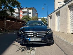 Blau Gebraucht 2018 Mercedes E300 AMG line Limousine | 26.999 € (Fairer Preis)
