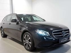 Obsidianschwarz (metallic) Gebraucht 2020 Mercedes E300 Avantgarde Kombi | 24.450 € (Guter Preis)