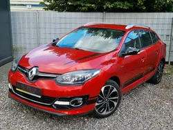 Rot Gebraucht 2015 Renault Mégane GrandTour Bose Edition Kombi | 6.790 € (Fairer Preis)