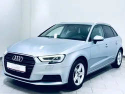 Silber Gebraucht 2019 Audi A3 Sportback Comfort Limousine | 11.000 € (Guter Preis)