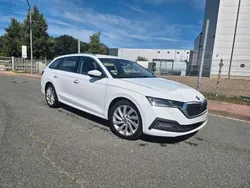 Weiß Gebraucht 2021 Skoda Octavia Kombi | 21.000 € (Fairer Preis)