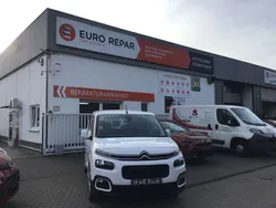 Weiß Gebraucht 2020 Citroën Berlingo Feel Van / Kleinbus | 14.462 € (Fairer Preis)