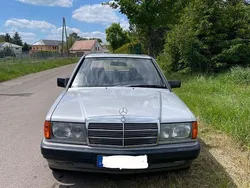 Silber Gebraucht 1990 Mercedes 190 Limousine | 2.490 €