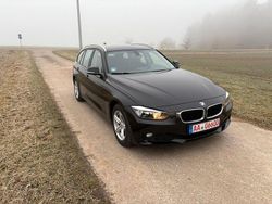 Schwarz Gebraucht 2013 BMW 318 Kombi | 8.500 € (Fairer Preis)