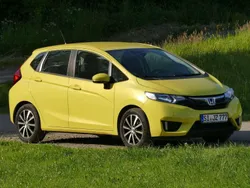 Gelb Gebraucht 2016 Honda Jazz Kleinwagen | 12.800 € (Etwas zu teuer)