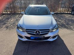 Grau Gebraucht 2013 Mercedes E200 Kombi | 10.200 € (Fairer Preis)