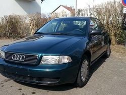 Grün metallic Gebraucht 1996 Audi A4 Limousine | 920 € (Guter Preis)