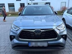 Blau Gebraucht 2022 Toyota Highlander Luxury SUV | 39.900 €