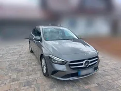 Gebraucht 2020 Mercedes B200 Van / Kleinbus | 23.990 € (Fairer Preis)