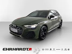 Grün Neu 2025 Audi A3 Sportback S-Line Limousine | 48.990 € (Teuer)