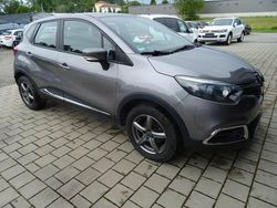 Grau Gebraucht 2014 Renault Captur Experience SUV | 9.690 € (Teuer)