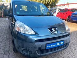 Grau Gebraucht 2012 Peugeot Partner Tepee Family Van / Kleinbus | 4.700 € (Fairer Preis)