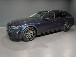 Metalliclack nautikblau Gebraucht 2025 Mercedes E300 Avantgarde Kombi | 64.890 €