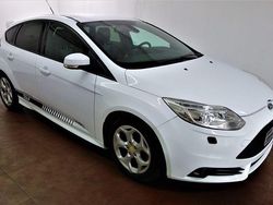 Frozen white Gebraucht 2012 Ford Focus Sport Limousine | 6.999 € (Guter Preis)