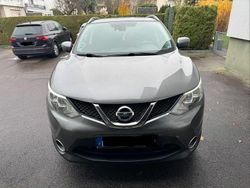 Grau Gebraucht 2017 Nissan Qashqai N-Connecta SUV | 13.500 € (Fairer Preis)