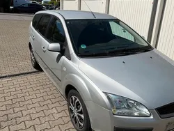 Grau Gebraucht 2006 Ford Focus Kombi | 700 € (Guter Preis)