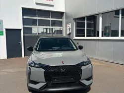 Grau Gebraucht 2024 DS Automobiles DS3 Performance Limousine | 23.200 € (Etwas zu teuer)