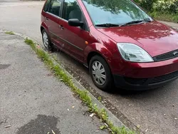 Rot Gebraucht 2002 Ford Fiesta Kleinwagen | 1.650 € (Fairer Preis)