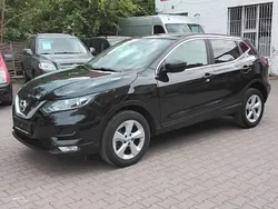 Schwarz Gebraucht 2018 Nissan Qashqai N-Connecta SUV | 10.950 € (Guter Preis)