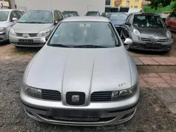Grau Gebraucht 2004 Seat Leon Limousine | 1.200 € (Guter Preis)