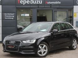 Schwarz Gebraucht 2013 Audi A3 Sportback Attraction Kleinwagen | 7.499 € (Fairer Preis)