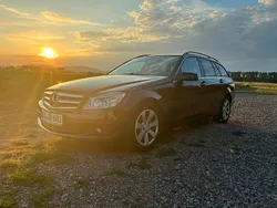 Schwarz Gebraucht 2009 Mercedes C200 Kombi | 3.333 €