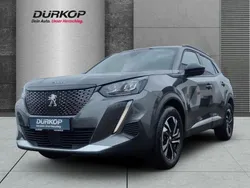 Grau Gebraucht 2023 Peugeot 2008 Allure SUV | 22.990 € (Fairer Preis)