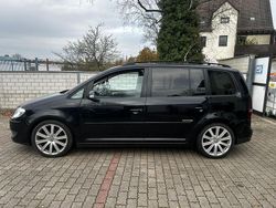 Schwarz Gebraucht 2009 VW Touran United Van / Kleinbus | 4.800 € (Fairer Preis)