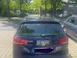 Blau Gebraucht 2018 VW Passat Kombi | 15.700 € (Guter Preis)