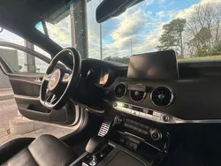 Weiß Gebraucht 2019 Kia Stinger 3 Limousine | 27.100 € (Fairer Preis)