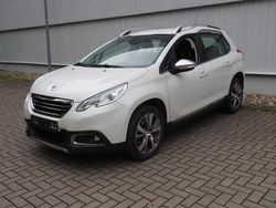 Weiß Gebraucht 2014 Peugeot 2008 Allure SUV | 6.990 € (Fairer Preis)