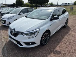 Weiß Gebraucht 2018 Renault Mégane GrandTour LIMITED Kombi | 13.990 €