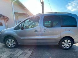 Silber Gebraucht 2017 Citroën Berlingo SELECTION Van / Kleinbus | 7.400 € (Guter Preis)