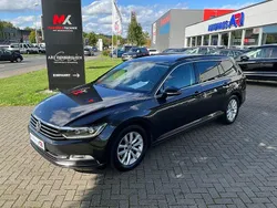 Grau Gebraucht 2019 VW Passat Comfortline Kombi | 12.900 € (Superpreis)