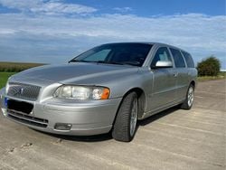 Silber Gebraucht 2005 Volvo V70 Kombi | 2.000 € (Guter Preis)
