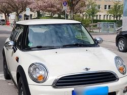 Beige Gebraucht 2011 Mini Cooper D Kleinwagen | 3.000 €