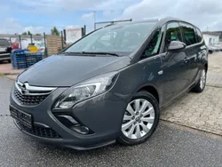 Grau Gebraucht 2016 Opel Zafira Tourer Innovation Van / Kleinbus | 10.990 € (Fairer Preis)