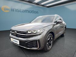 Grau Gebraucht 2025 VW Touareg SUV | 64.449 € (Teuer)
